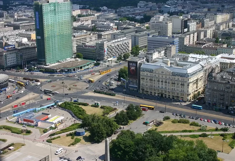 Hotele konferencyjne w Warszawie posiadające więcej niż 10 sal konferencyjnych