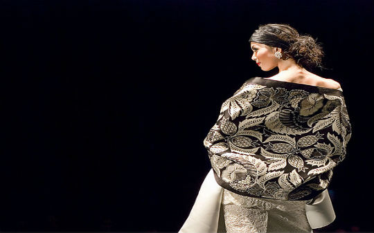 Sztuka Stroju, Strój w Sztuce