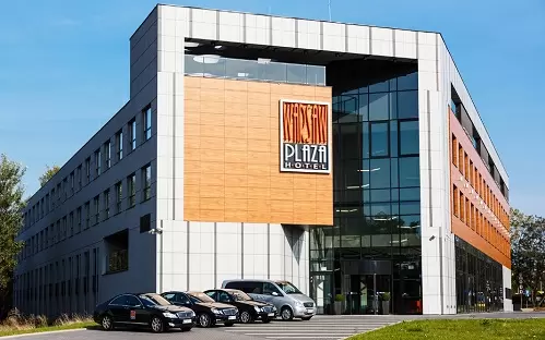 Letnie konferencje tańsze w Warsaw Plaza