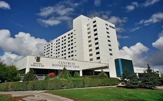 Nowe hotele na konferencje we Wrocławiu-Ibis i Novotel