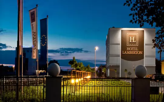 “Niesłychanie tanie konferencje” w Hotelu Lamberton
