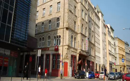 Hotel Lothus- historyczne wnętrza i nowoczesne oferty