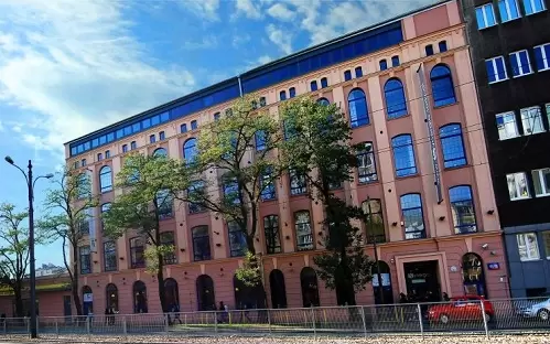 Centrum Biznesowe Synergia – nowoczesne sale w centrum Łodzi