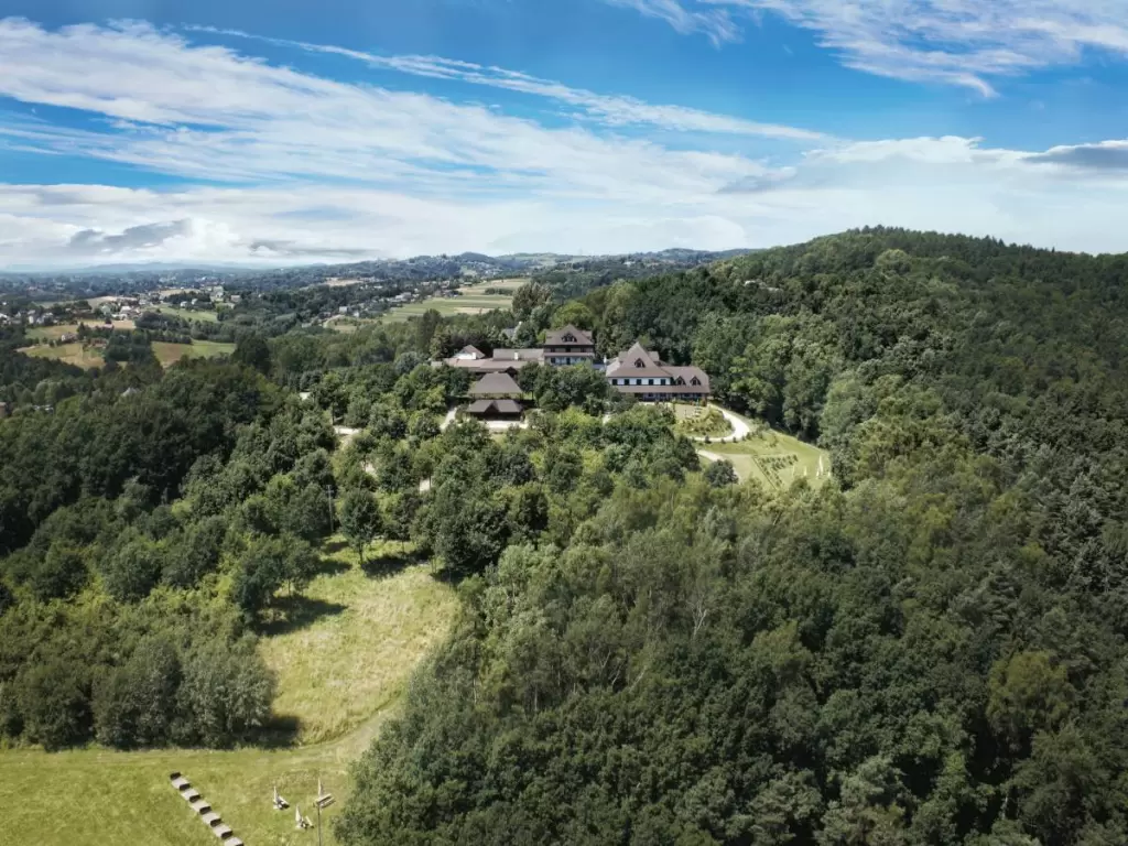 Duża sala konferencyjna pod Krakowem