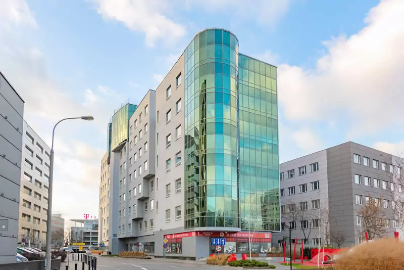 Jakie sale na szkolenia dostępne są w pobliżu stacji metra Ursyn&oacute;w i Kabaty?&nbsp;