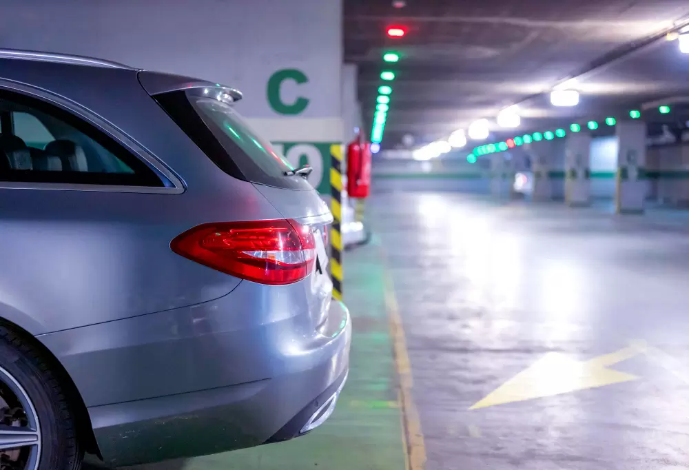 Ośrodki szkoleniowe posiadające własny parking w Gdyni