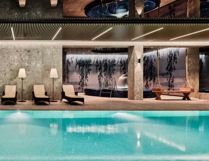 Jakie miejsca na spotkania branżowe posiadają basen?&nbsp;