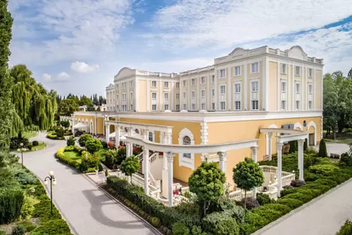 3. Windsor Hotel****
