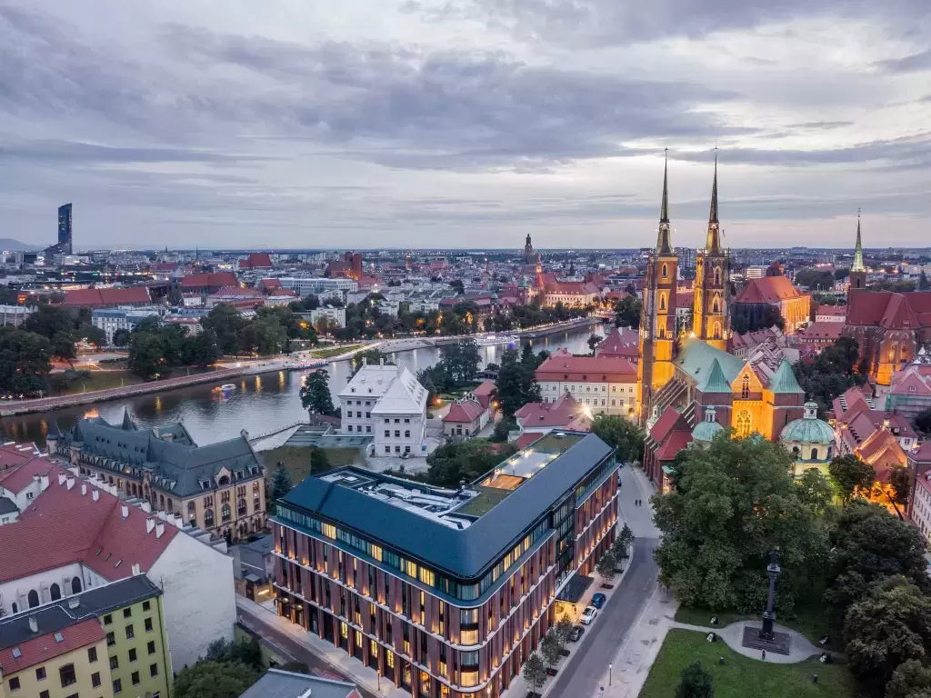 2. The Bridge Wrocław MGallery Hotel*****