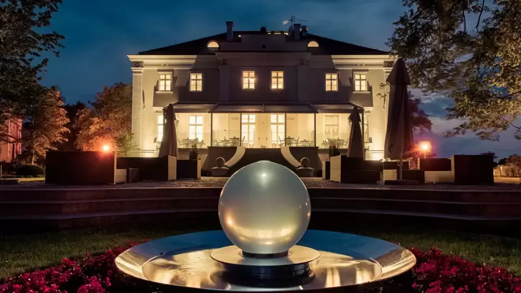 2. Hotel Jakubus