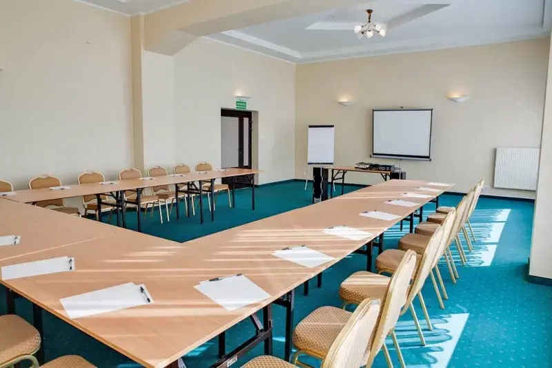 Gdzie zorganizować konferencję na 300 os&oacute;b w Jastrzębiej G&oacute;rze lub w okolicach?