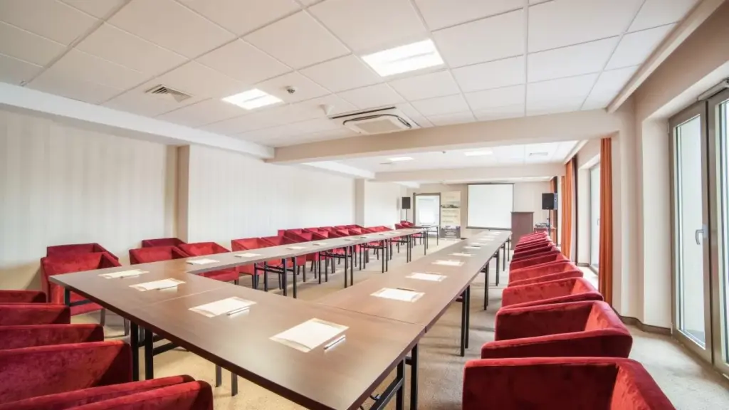 Gdzie zaplanować wydarzenie biznesowe w Ustroniu Morskim lub nad morzem?