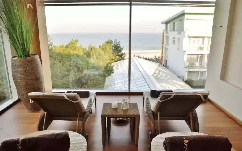 Które ośrodki na konferencje w Koszalinie lub w okolicach posiadają Spa i odnowę biologiczną?