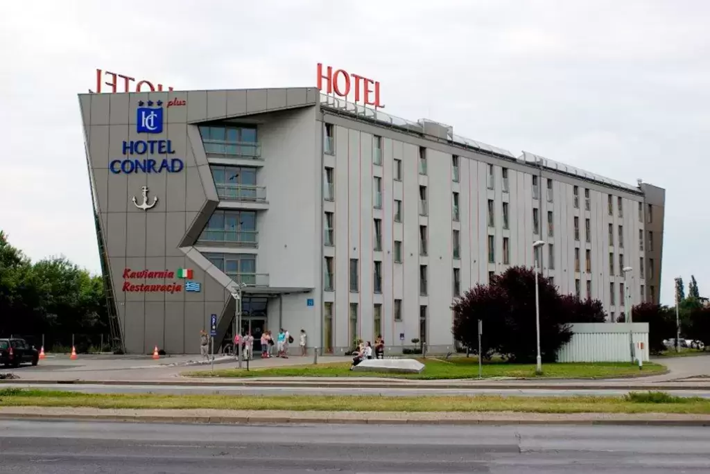 1. Hotel Conrad****