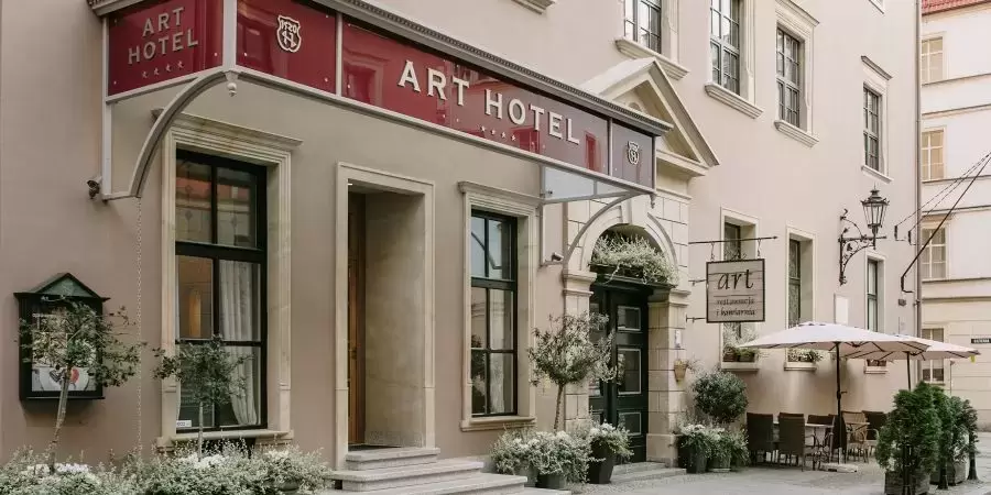 2. Art Hotel****