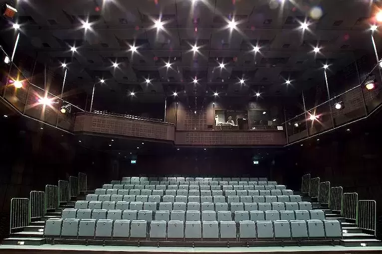 3. Centrum Kongresowe Opera Nova
