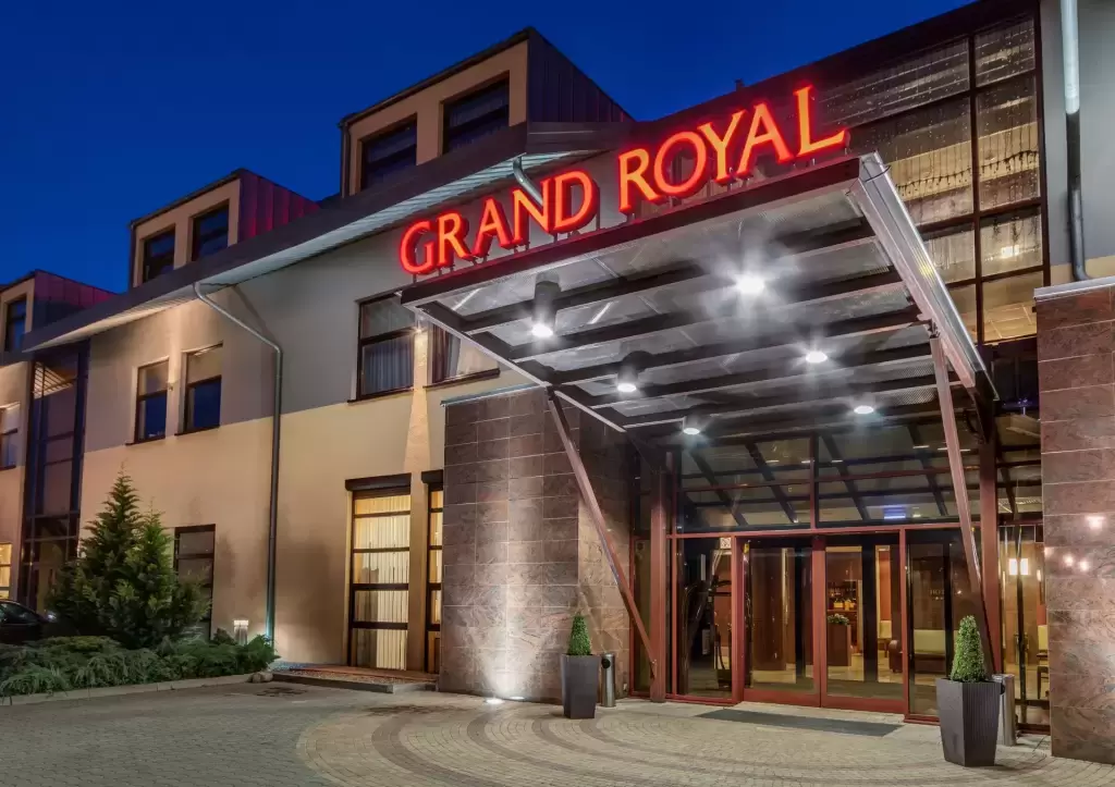 1.&nbsp;Hotel Grand Royal****
