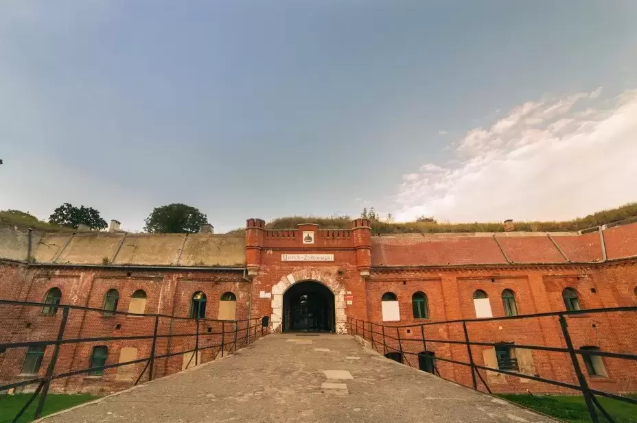 Twierdza Toruń Fort IV to ciekawe, historyczne miejsce na niezapomnianą konferencję