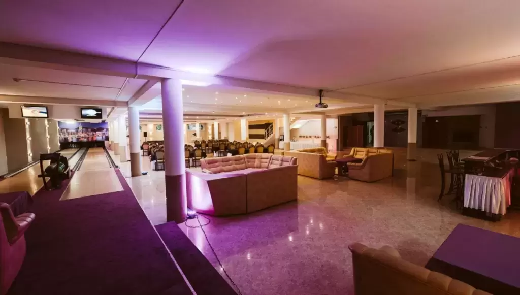 Hotel Groman zapewni uczestnikom konferencji niezapomnianą integrację podczas imprezy w Sali Klubowej