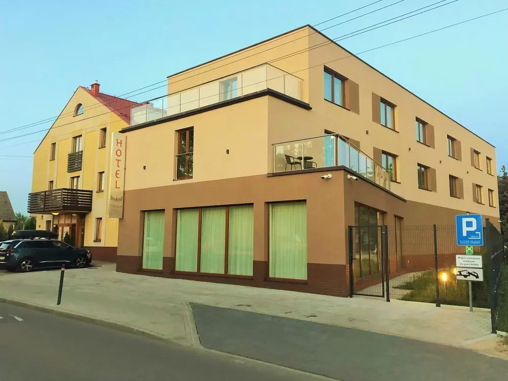 2. Hotel Sleep***&nbsp;