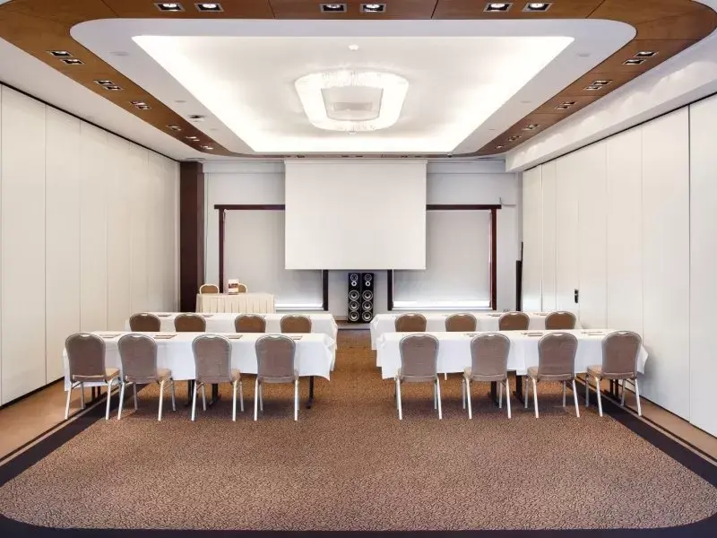 Gdzie zaplanować wydarzenie biznesowe w Nałęczowie lub w okolicach?