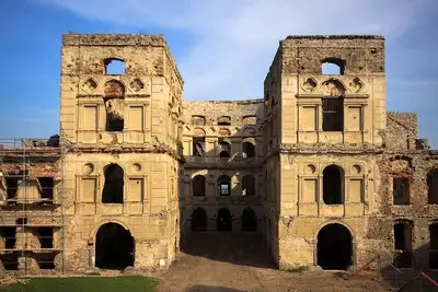 Ośrodki szkoleniowe w województwie świętokrzyskim posiadające zabytkową architekturę  