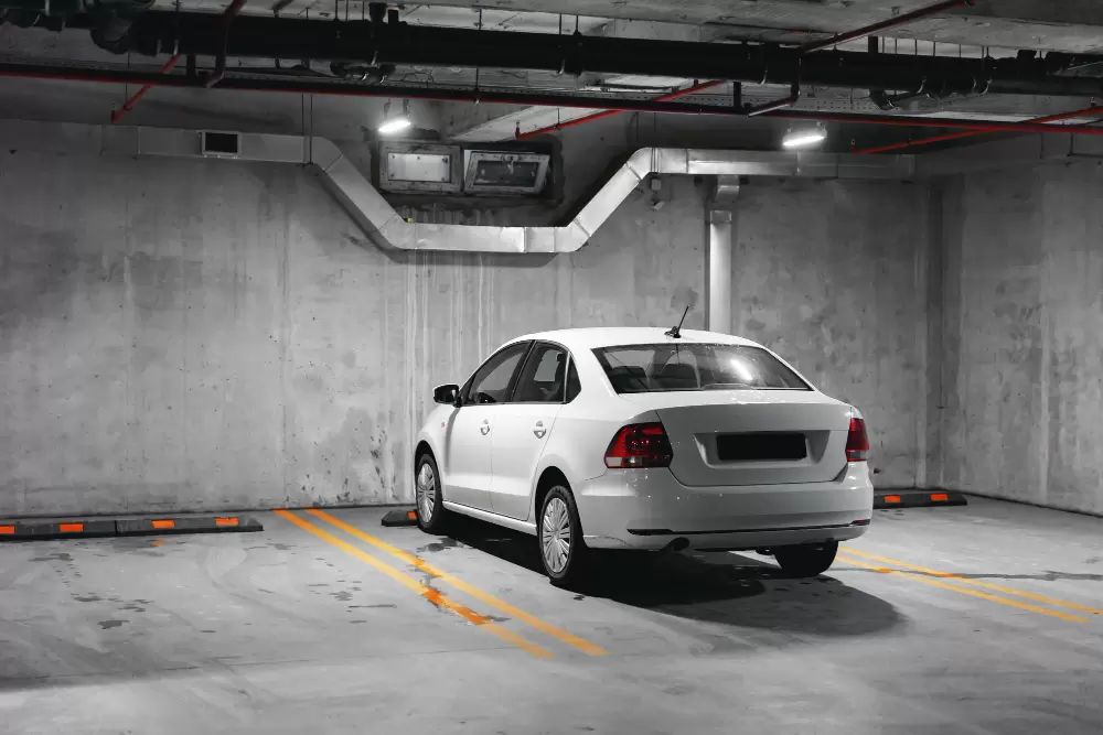 Jakie hotele konferencyjne na ziemiach woj. zachodniopomorskiego posiadają własny parking?