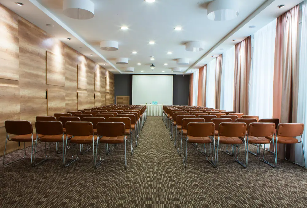 Jak zaplanować udane szkolenie lub konferencję w województwie kujawsko-pomorskim i wybrać właściwy obiekt?