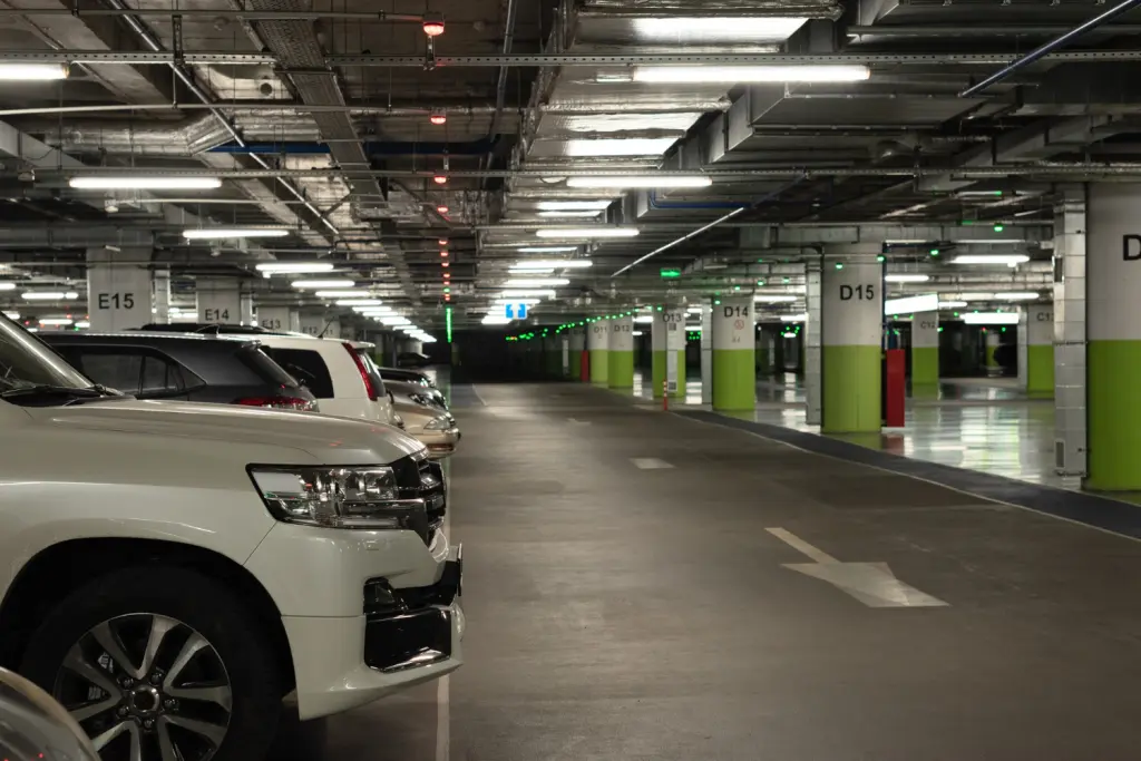 Obiekty na konferencje i szkolenia z parkingiem w Łodzi