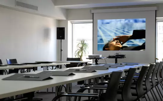 Profesjonalizm i elegancka w Hotelu Europeum