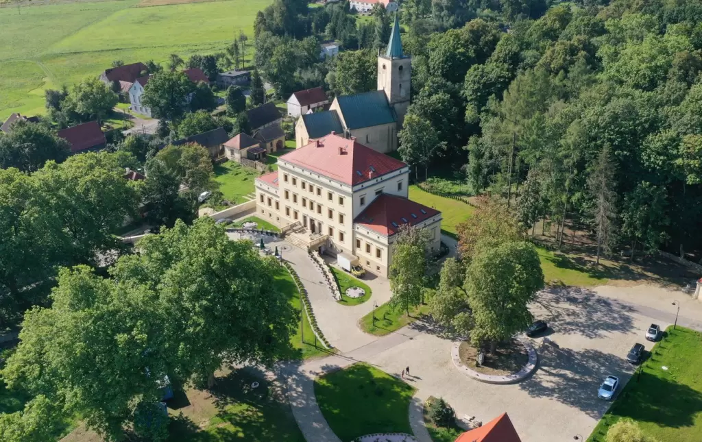 Pałac Lubiechowa - zdjęcie z galerii