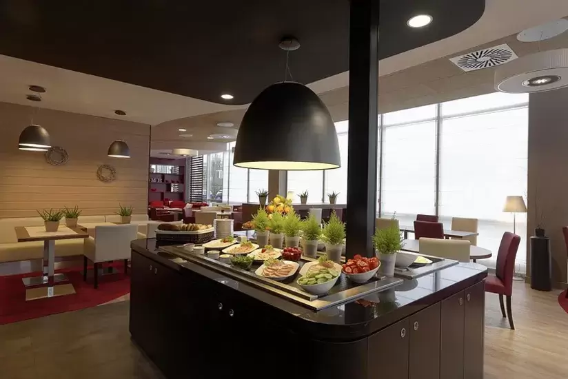 Konferencje i bankiety / restauracje hotelowe