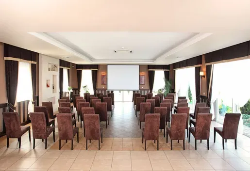 Wnętrze Sala restauracyjna – zdjęcie 2