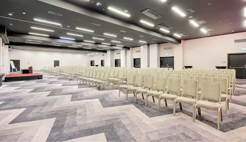 Duża sala w Silver Tower Center