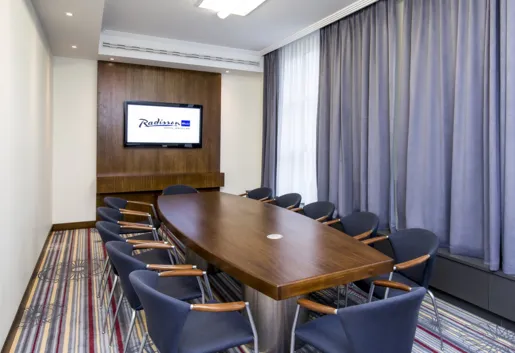 sala konferencyjna do 90 osób