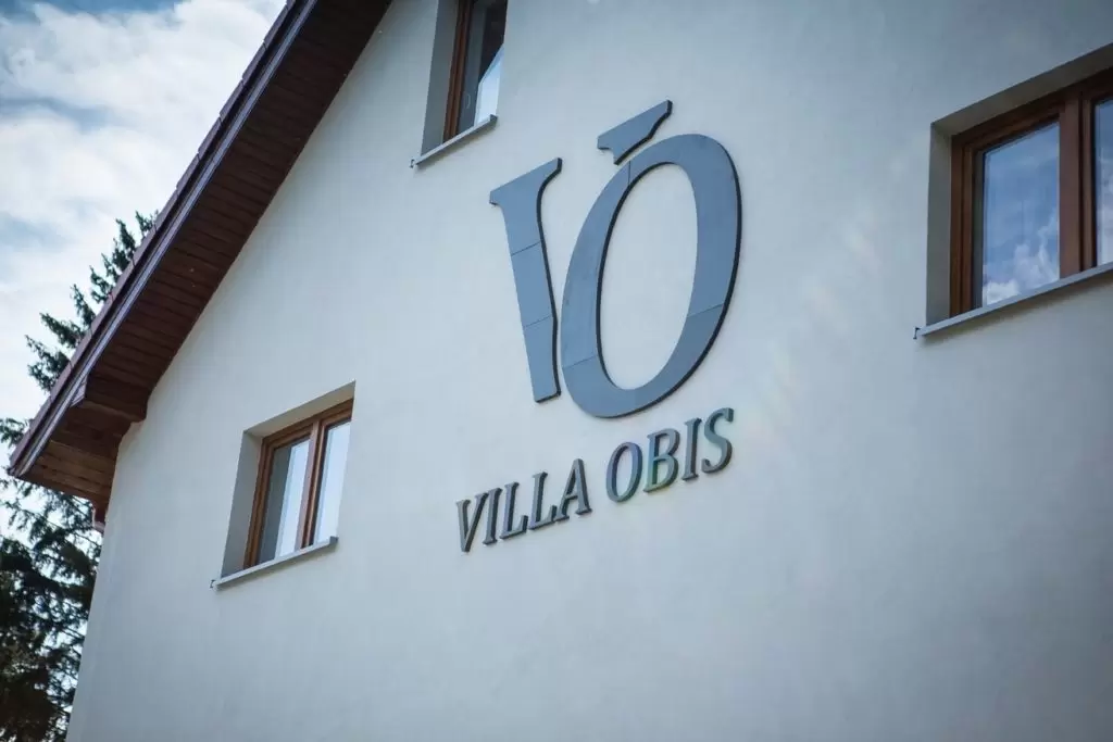 1. Villa Obis