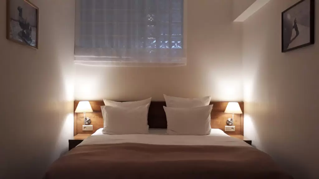 Baza noclegowa / pokoje hotelowe