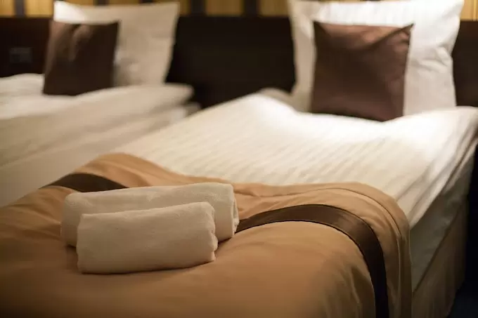 Baza noclegowa / pokoje hotelowe