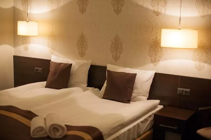 Baza noclegowa / pokoje hotelowe