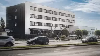 Zdjęcie obiektu G132 Office & Restaurant