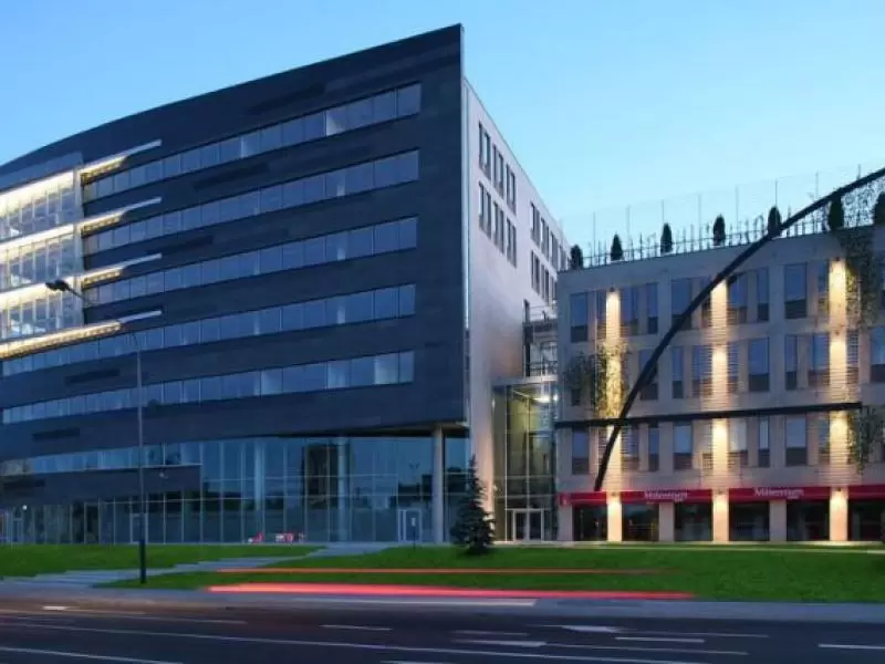 Forum 76. Business Centre