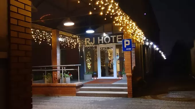 RJ Hotel**