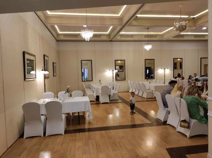 Konferencje i bankiety / restauracje hotelowe