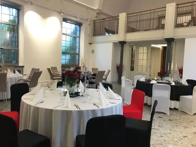 Konferencje i bankiety / restauracje hotelowe