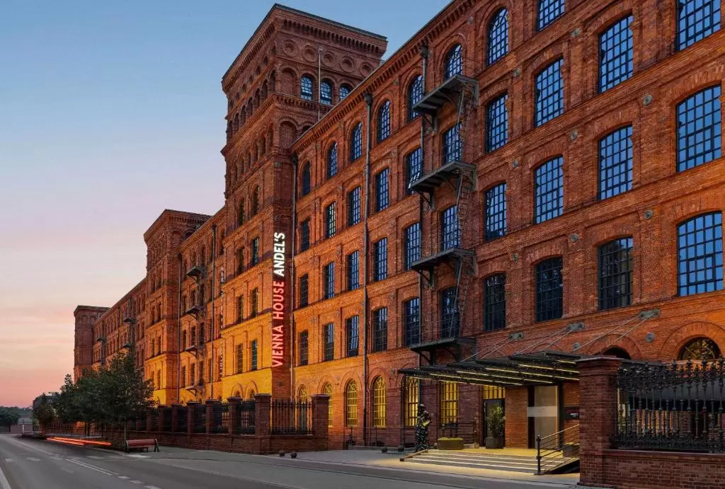 Baza noclegowa / pokoje hotelowe