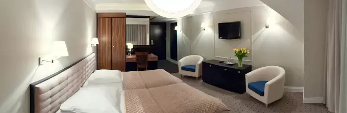 Baza noclegowa / pokoje hotelowe