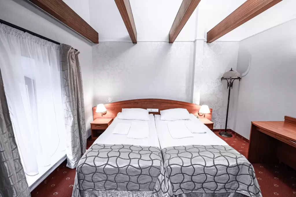 Baza noclegowa / pokoje hotelowe