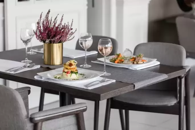 Restauracje hotelowe