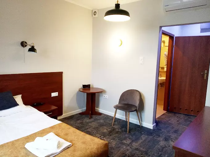 Baza noclegowa / pokoje hotelowe