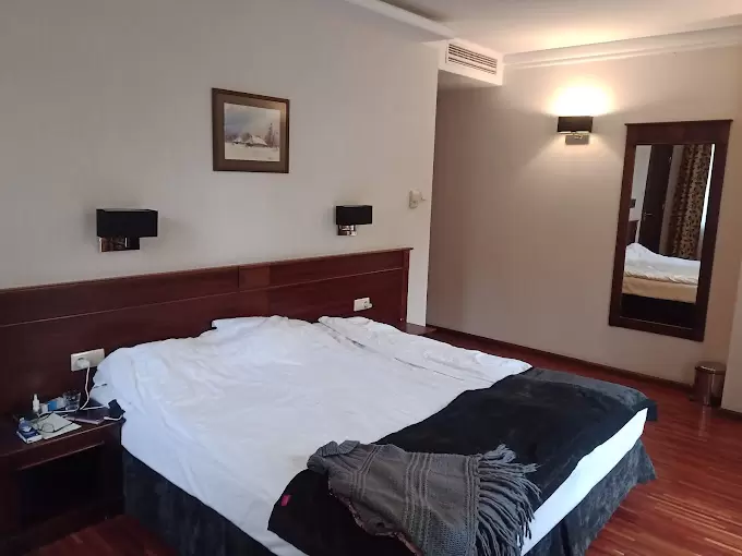 Baza noclegowa / pokoje hotelowe